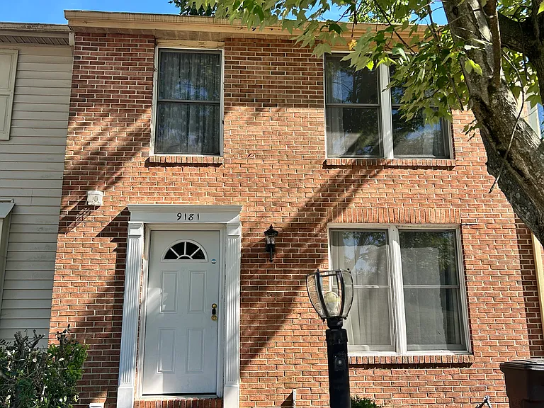 9181 Sheffield Hunt Ct — Photo 2