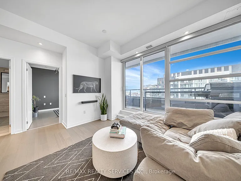 501 Adelaide St W #1404 — Photo 34