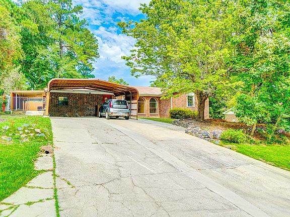 2nd image of 3505 Greenwood Dr