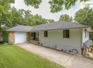 6400 E 224th Ter, Peculiar, MO 64078