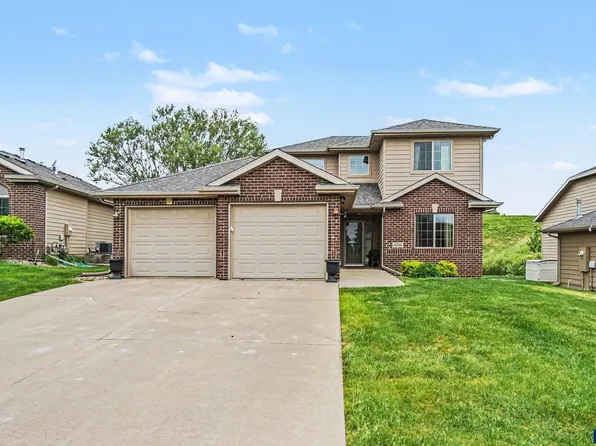 5016 S Winston Ln, Sioux Falls, SD 57108