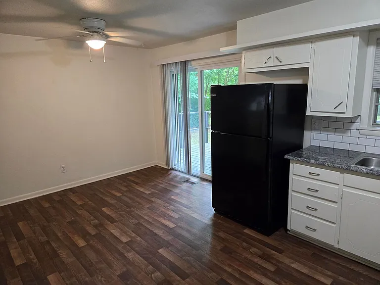 814 S McFarland St — Photo 6