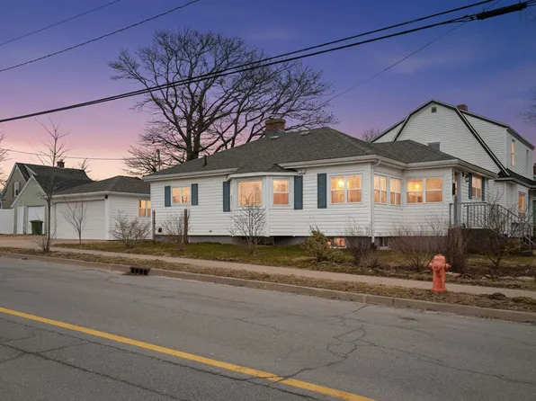 5895 Cabot St, Halifax, NS B3K 2K2