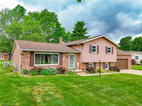 5862 Canterbury Rd, Akron, OH 44319