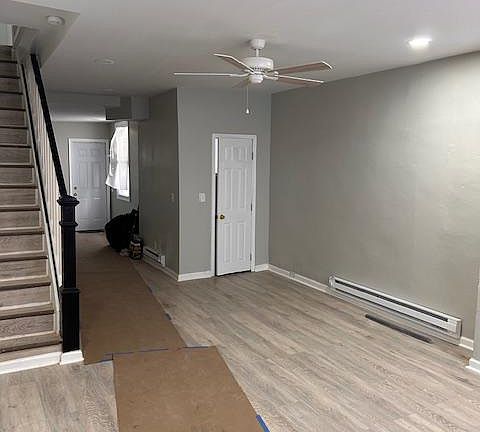 3rd image of 2544 W Silver St