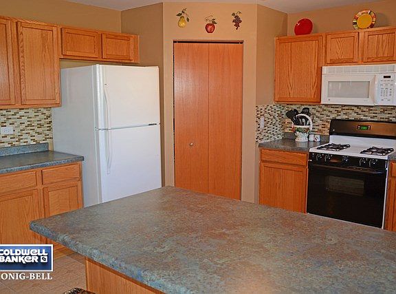 4th image of 7509 Kenicott Ln