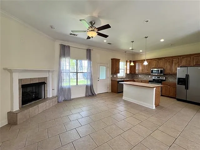 40117 Olde Mill Ln — Photo 3