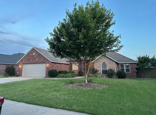 1501 Cavern Springs Way, Cave Springs, AR 72718