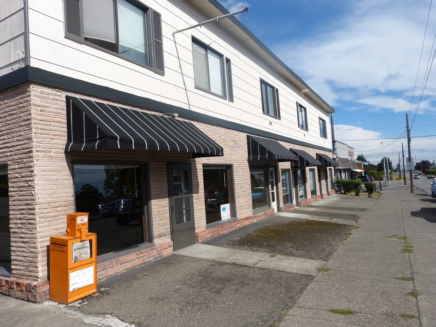 824.5 S C Street **Upstairs Unit** — Photo 1