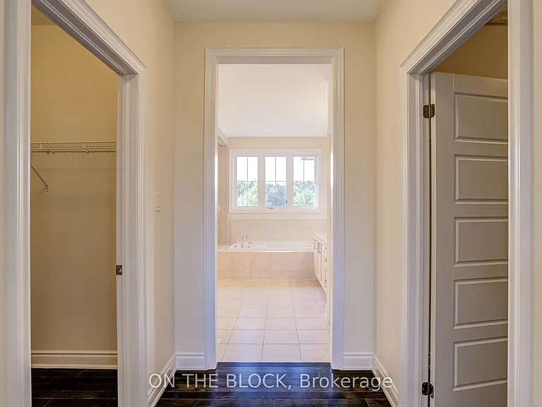 24 Whitewood Dr — Photo 9