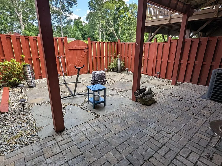 5181 Ballycastle Cir — Photo 9