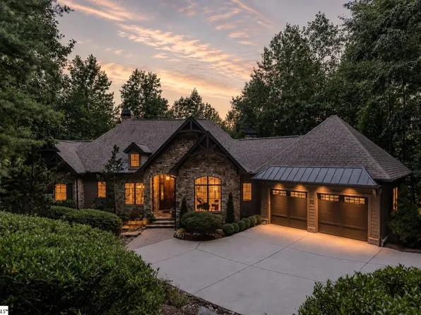 22 Lake Hills Ln, Travelers Rest, SC 29690