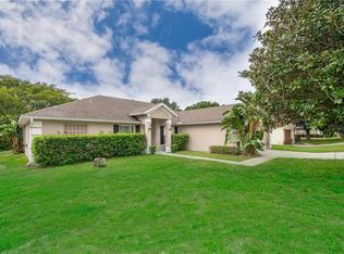 1209 N Jacks Lake Rd, Clermont, FL 34711