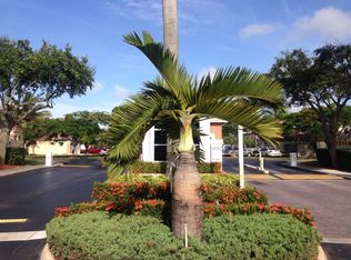 8171 SW 162nd Ct, Miami, FL 33193