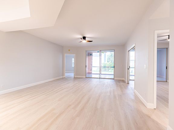 3rd image of 11723 Briarwood Circle #1
