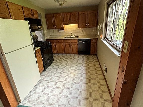 4th image of 89 Wynnecliffe Dr