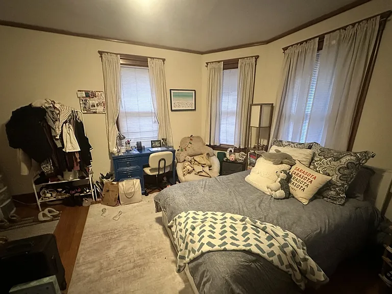29-33 Iroquois St #1 — Photo 6