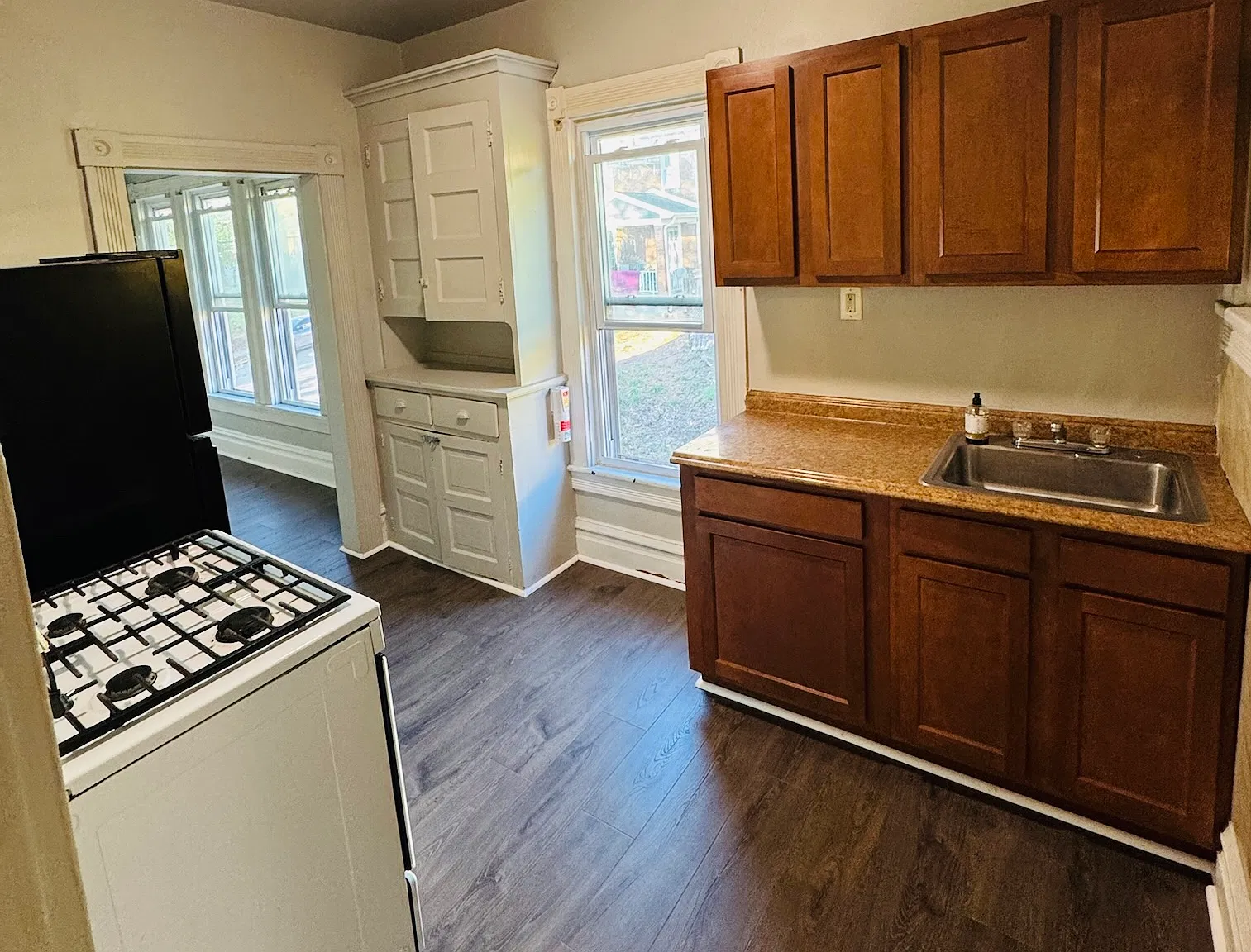 7544 Ellesmere St — Photo 3