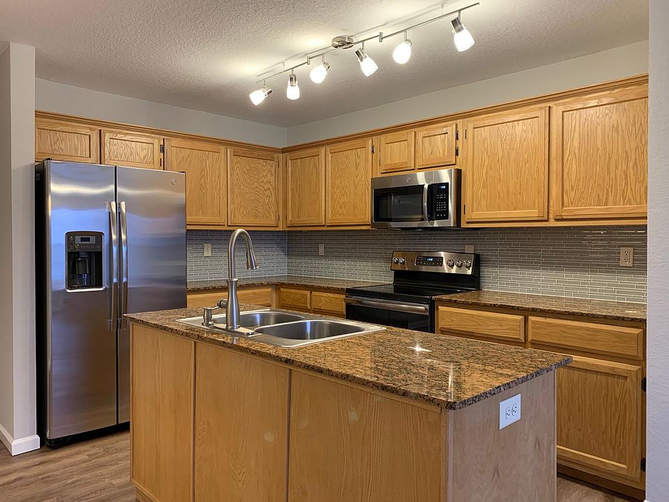 1st image of 3107 SW Windrift Ave #1