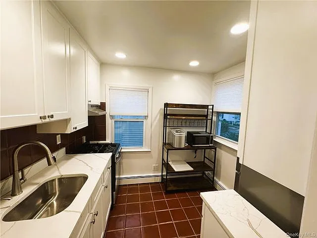 547 Walnut St #UPPER UN — Photo 2