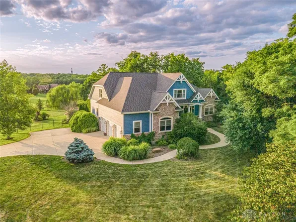 1412 Hemingway Dr, Waynesville, OH 45068