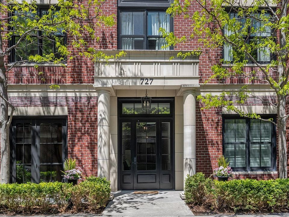 1st image of 727 N McKinley Rd #100