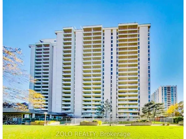 360 Ridelle Ave #1205, Toronto, ON M6B 1K1