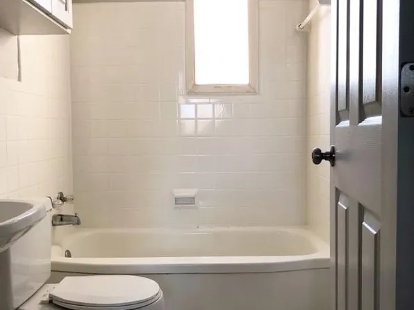 2 BR/1 BA Apartments Near Campus, 543 Elm St #7, Troy, AL 36081