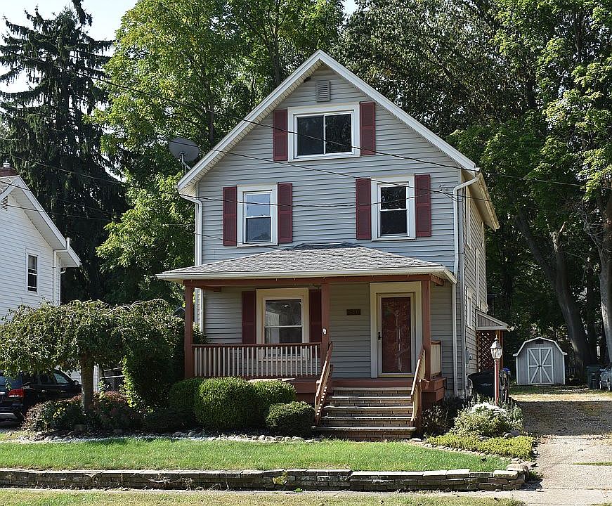 1st image of 2546 Maplewood St