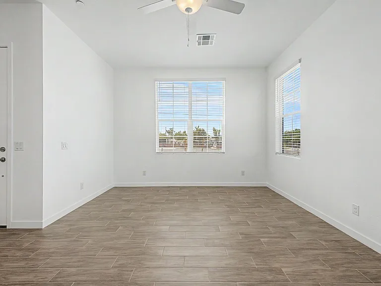 8232 E University Dr #102 — Photo 7