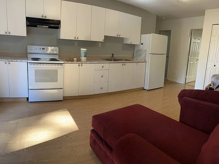 3706 Oxford St #BASEMENT — Photo 3