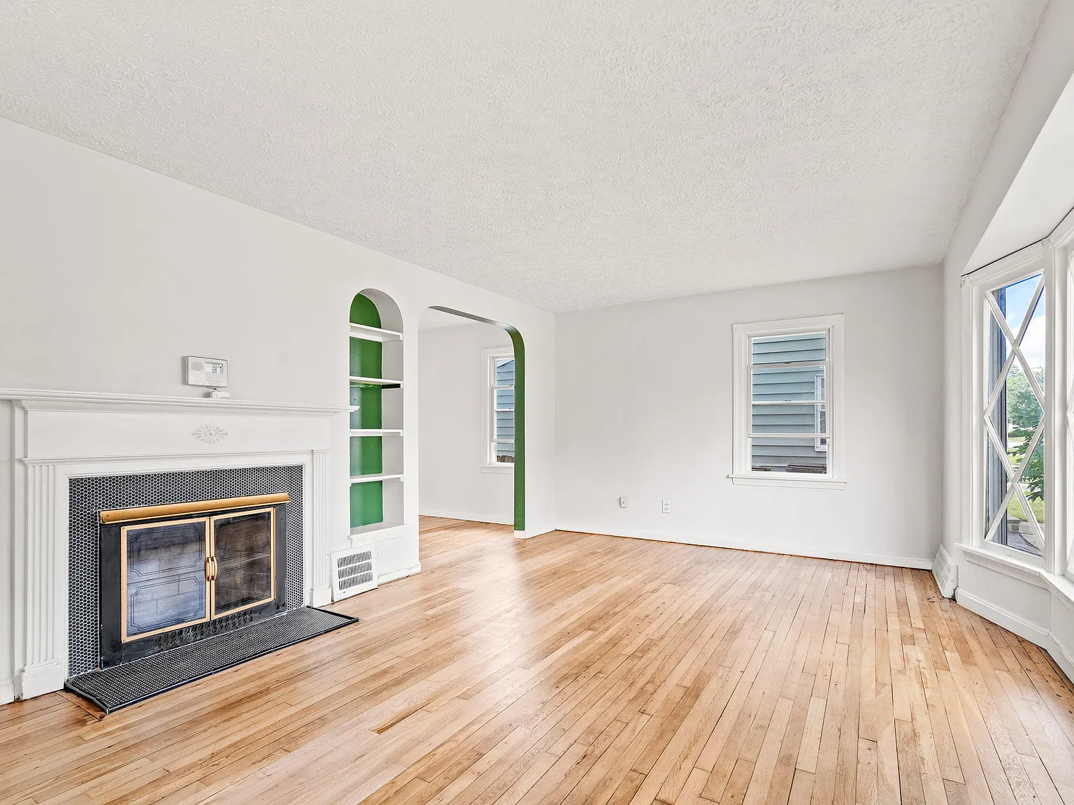 3 bed, 1160 sqft, $1,800 — Photo 4