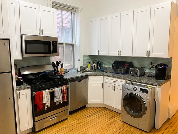 2nd image of 1834 N Orleans St #2420581