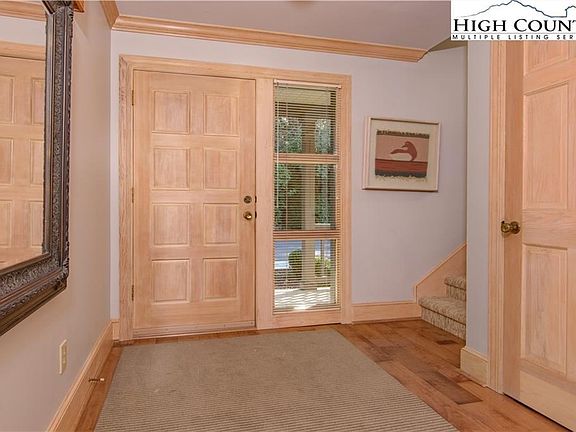 3rd image of 659 Clubhouse Dr Unit F-1