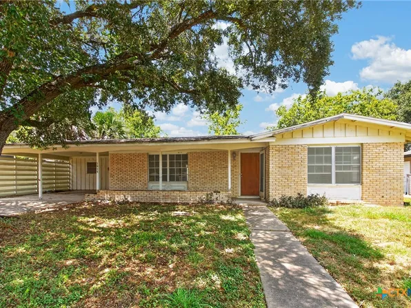 1814 Bon Aire Ave, Victoria, TX 77901
