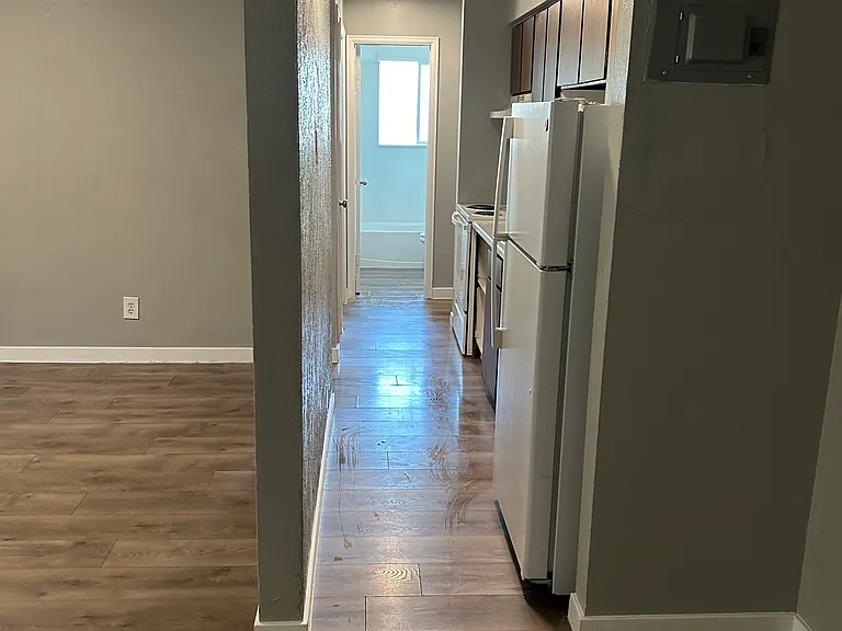 3605 S Knox Ct #104 — Photo 3