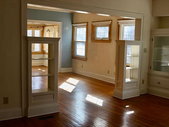 Living/dining/sunroom open flor plan. Lots of light.