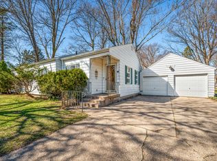 515 Onondaga Rd, Benton Harbor, MI 49022