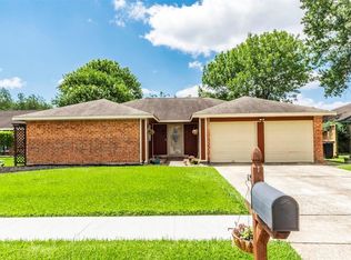 10018 Shell Rock Rd, La Porte, TX 77571