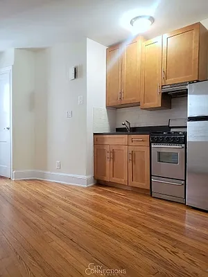 Rented by City Connections Realty | media 14