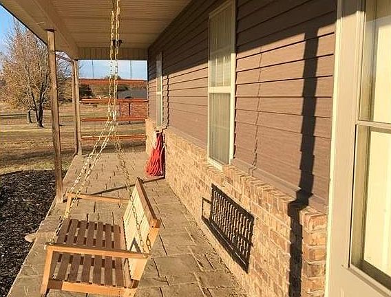 4th image of 2108 Jerry Smith Ln