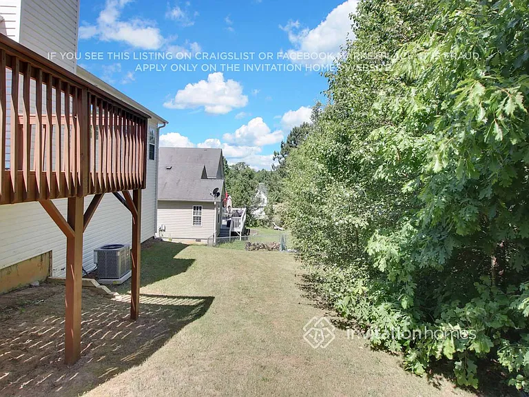 105 Chartres St — Photo 23