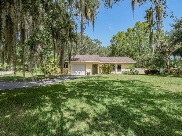 3510 11th St SW, Vero Beach, FL 32968