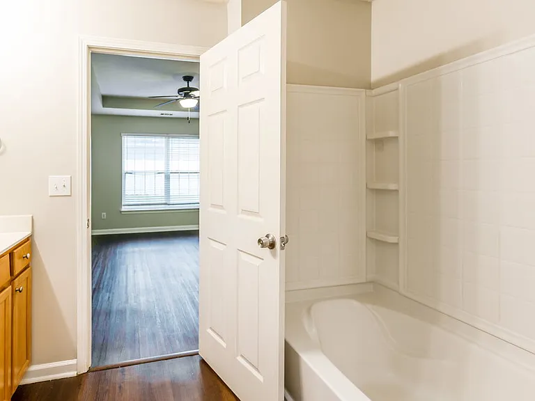 320 Arrowhead Dr — Photo 11