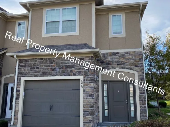 7878 W 158th Ct, Overland Park, KS 66223