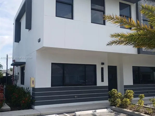 19249 NW 37th Ave, Miami Gardens, FL 33056
