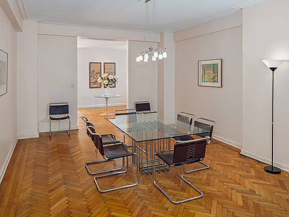 3rd image of 300 Central Park W APT 2E