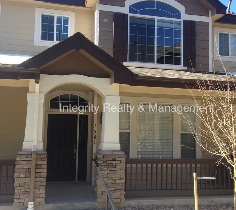1381 Royal Troon Dr