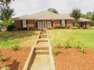 224 Brook Ave, Starkville, MS 39759