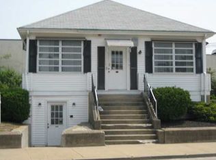 101 Power Rd, Pawtucket, RI 02860